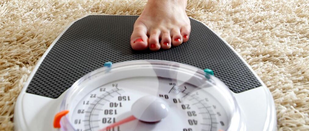 Das Ergebnis einer Gewichtsabnahme bei einer chemischen Diät kann zwischen 4 und 30 kg liegen. 