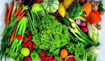 Fettverbrenner aus frischem Gemüse für Frauen